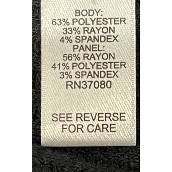 Cato Classic Red Truck Christmas Spirit Theme Waffle Knit Top ~ Sz 26/28 ~ NWT - Picture 8 of 8